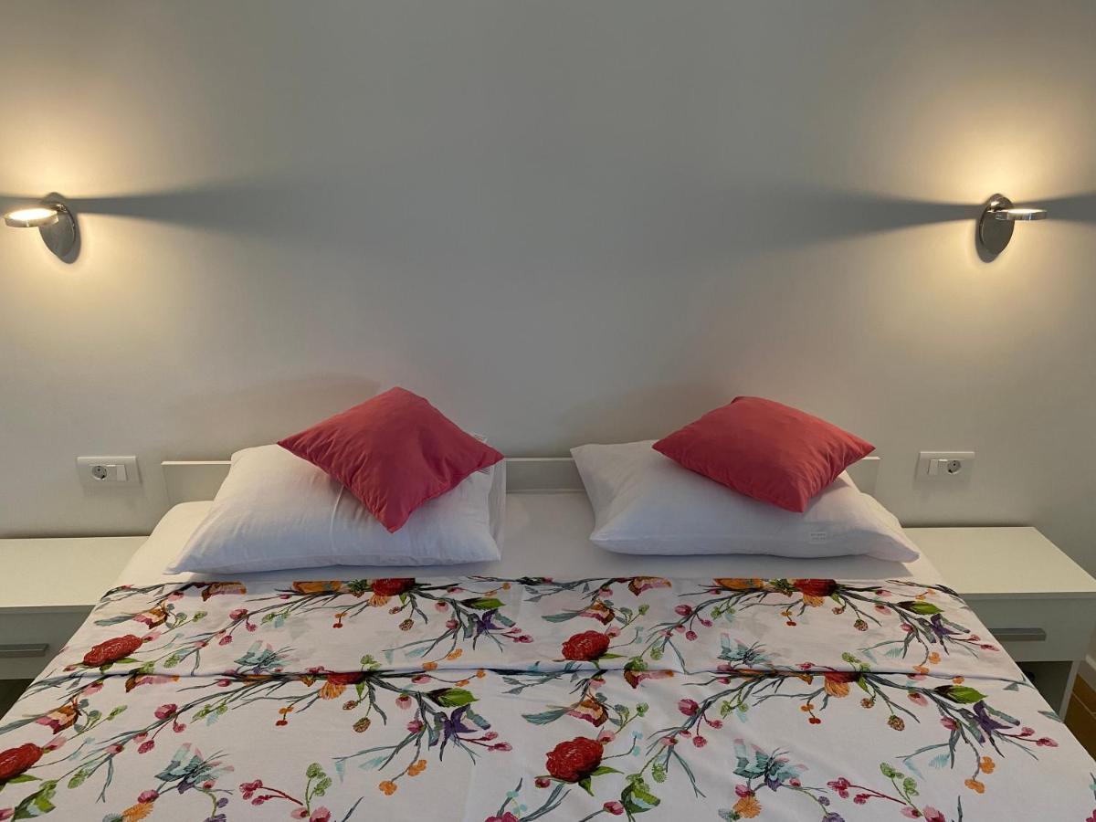 Apartmani Begic 1 I 2 Barbat na Rabu 외부 사진